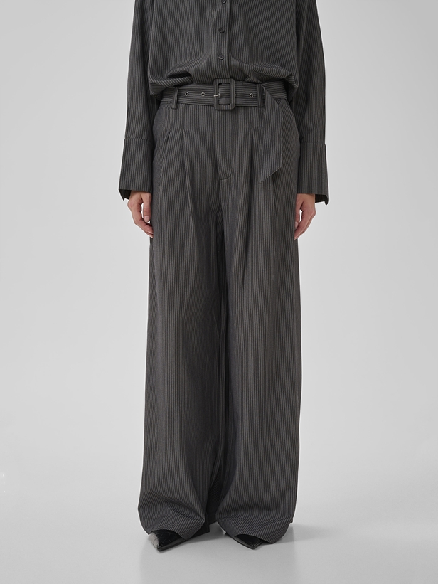 My Essential Wardrobe 23 THE Pinstriped High Pant Grey Melange