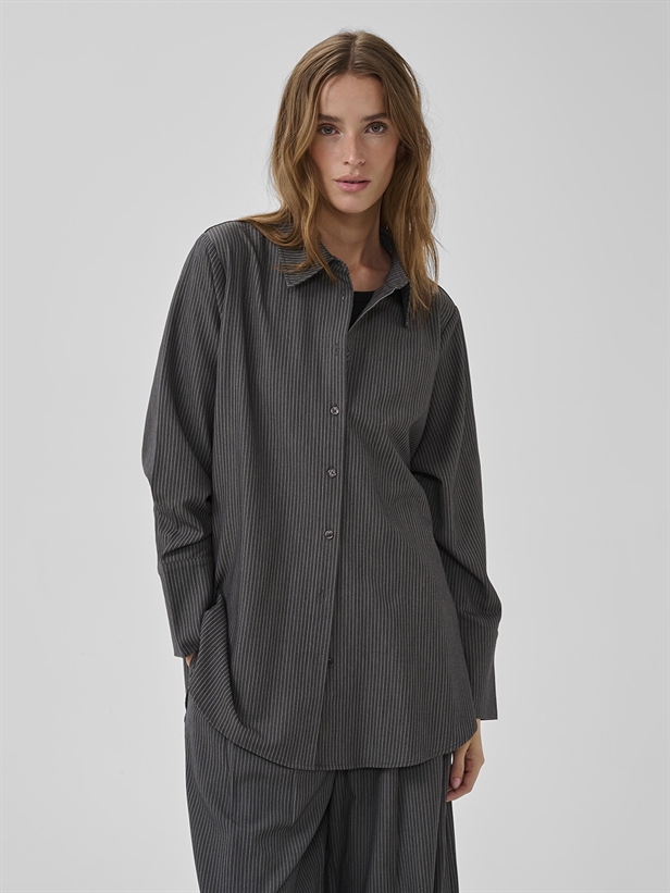 My Essential Wardrobe 22 THE Pinstriped Shirt Grey Melange