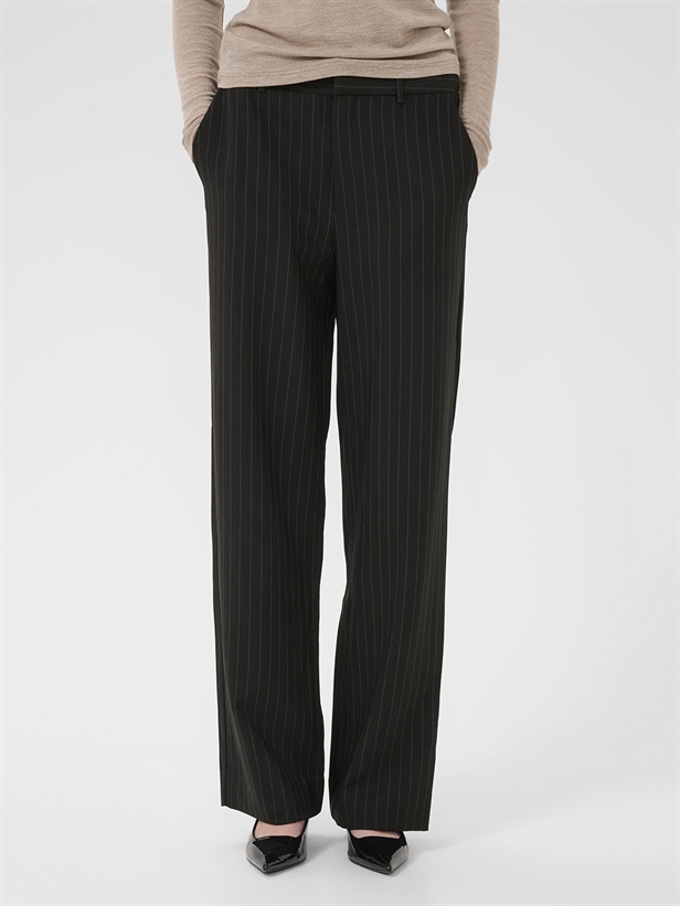 Gestuz JoelleGZ pinstripe MW pants black pinstripe