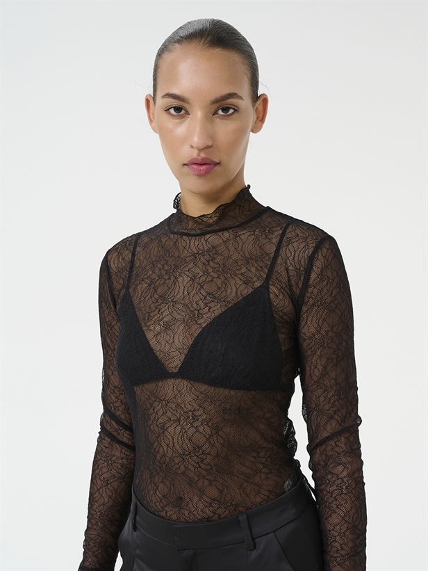 Gestuz LaiaGZ lace blouse Black