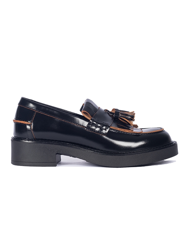 Angulus Chunky Penny loafer med frynser og kvastdetalje Black/Light Brown Backside