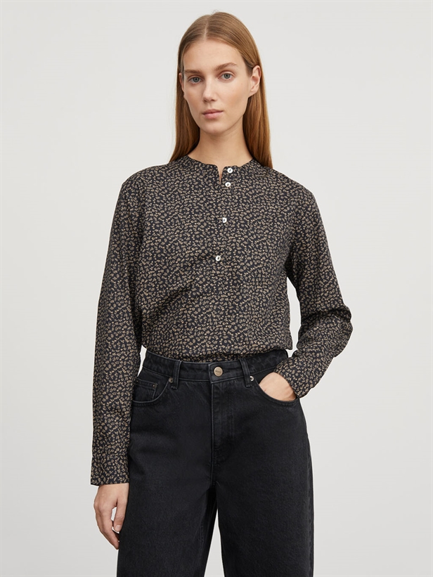 Skall Studio Agnes shirt Eline print/Black/Beige