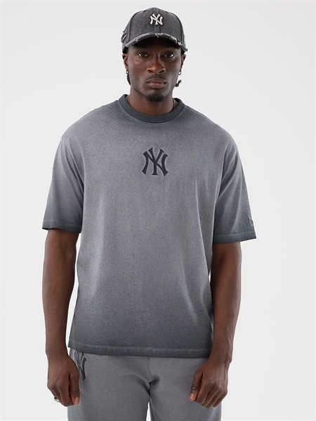 New Era MLB Washed Logo Tee New York Yankees - Black