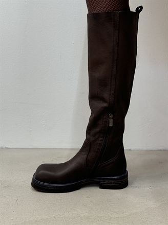 Lofina 6363 Boots Gasoline chocolate