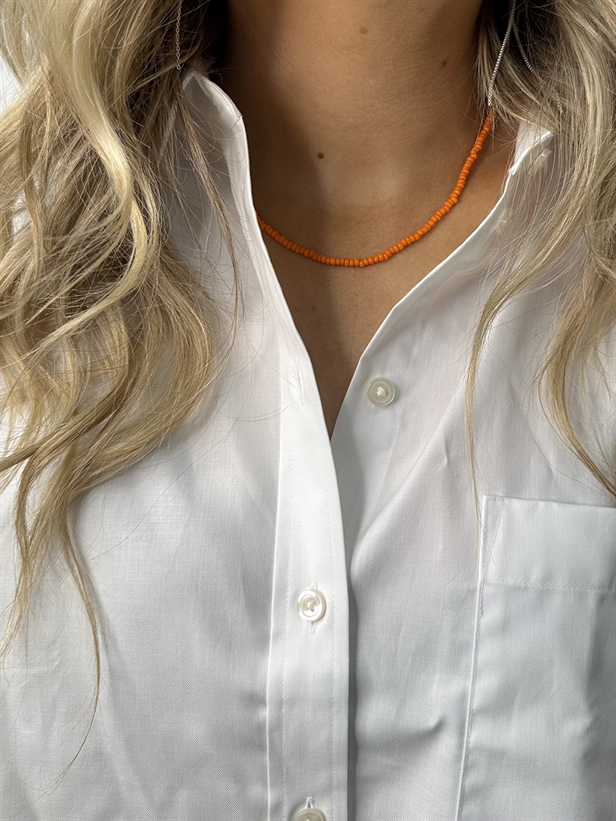 Annavii Kala Ensfarvet Halskæde Orange