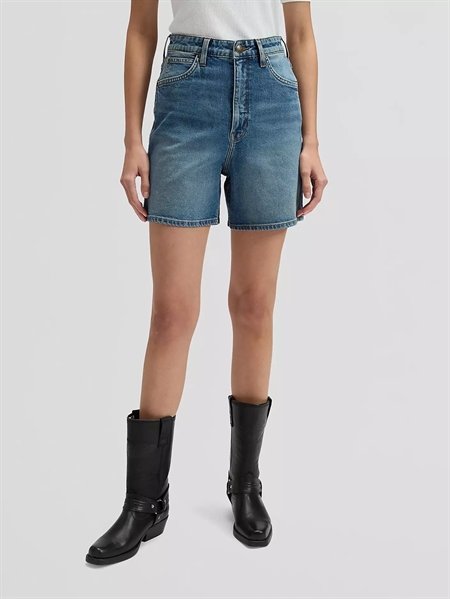 Lee Stella Short Lakeside Drive