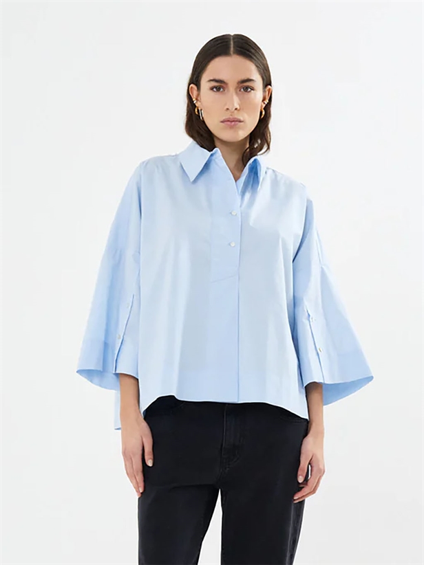 Rabens Saloner Louisanna Poplin cropped shirt Light Blue