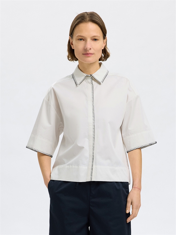 Selected Femme SlfFia 2/4 Cropped Stitched Shirt Bright White