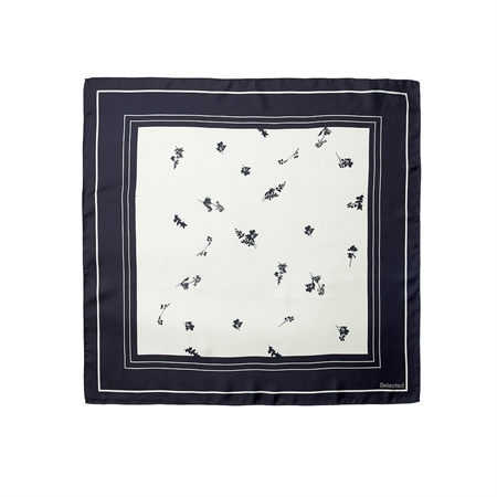 Selected Femme SlfSara Large Silk Scarf Egret/Print