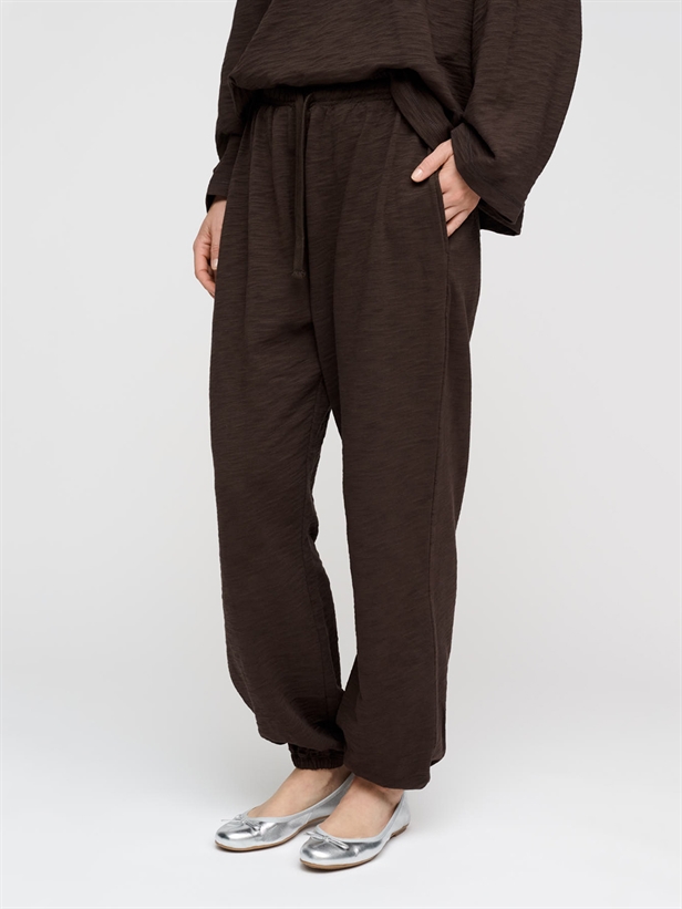 Moshi Moshi Mind Zen Sweatpants Dark brown
