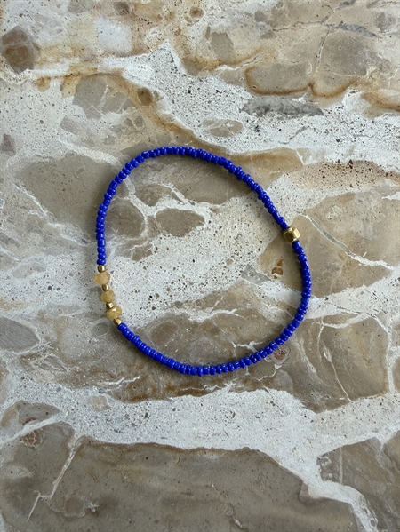 Annavii Nuri Bracelet 1024 Cobolt blåt håndlavet perlearmbånd med glasperler på elastiksnor