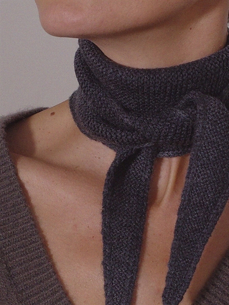 Boii Studios Bisse Scarf OS Dark Grey Melange
