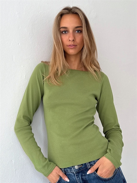 Boii Studios Madonna LS Tee Grass Green
