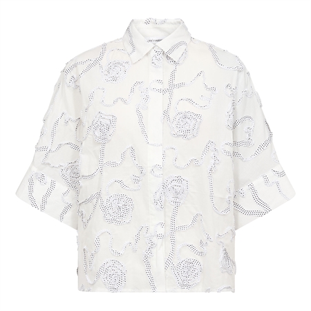 Co'Couture ElricCC Flower SS Shirt White hvid kortærmet skjorte i 100% bomuld med fine broderede blomsterdetaljer