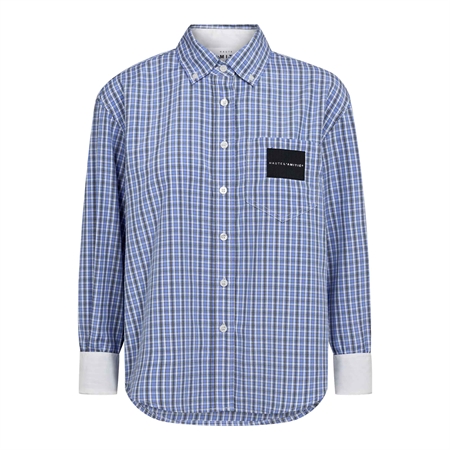 Blåternet langærmet Contrast Color Check Shirt herreskjorte med knapper og kontrastdetaljer fra Haute L'Amitié.