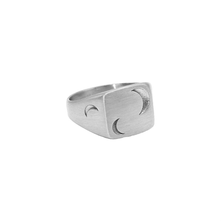 Jane Kønig Half Moon Signet Ring Silver