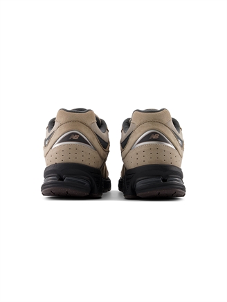 New Balance M2002REG Sneakers Driftwood/Black Top