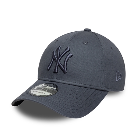 New Era League Essential 9FORTY New York Yankees Cap Dark Grey Tonal