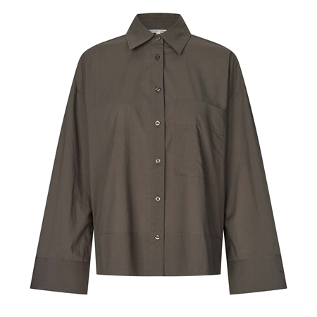 Second Female Lanna Shirt Black Olive i 100% bomuld med løs pasform