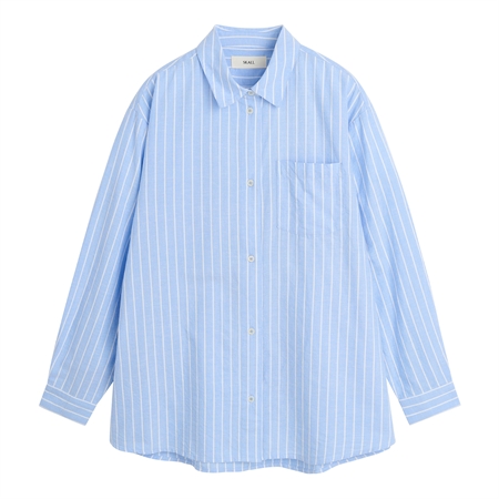 Lyseblå og hvidstribet Skall Studio Edgar Shirt Oxford skjorte i økologisk bomuld til kvinder