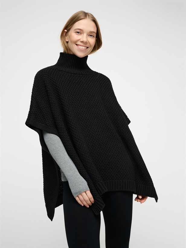 Moshi Moshi Mind Tilia Knit Poncho Black